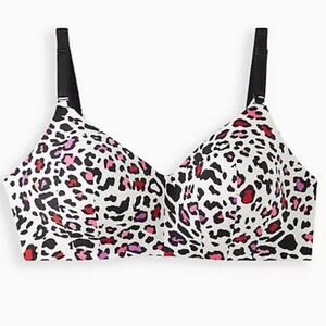 Torrid NWT Lightly Lined Everyday Wire-Free Bra Leopard 360° Back Smoothing 48D